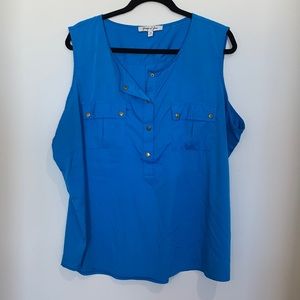 Teal sleeveless blouse with front pockets